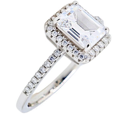 Ασημένιο μονόπετρο δαχτυλίδι 925 με ζιργκόν Ασημένιο μονόπετρο δαχτυλίδι 925 με ζιργκόν